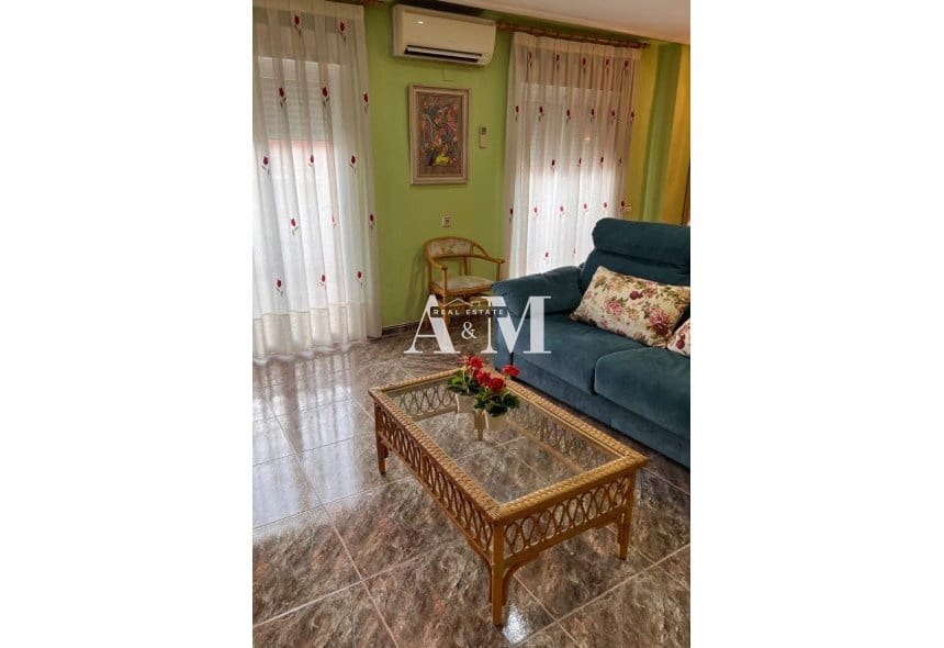 3 quarto Apartamento para arrendar em Elche / Elx - 900 € (Ref: 10113520)