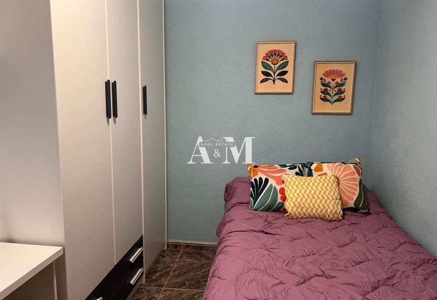 3 quarto Apartamento para arrendar em Elche / Elx - 900 € (Ref: 10113520)