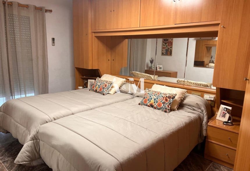 3 quarto Apartamento para arrendar em Elche / Elx - 900 € (Ref: 10113520)