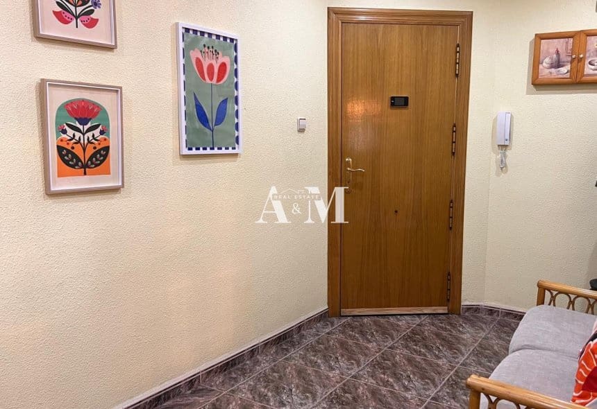 3 quarto Apartamento para arrendar em Elche / Elx - 900 € (Ref: 10113520)