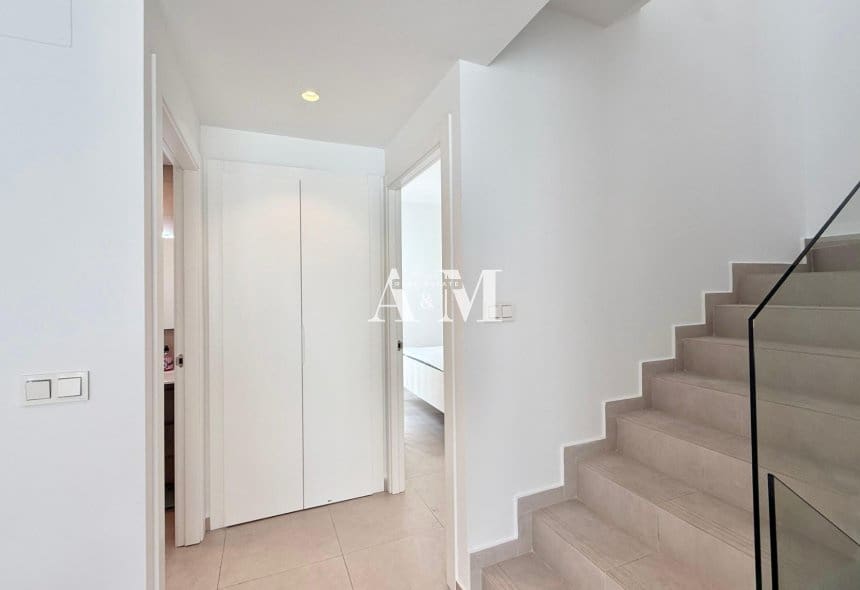 4 sypialnia Willa do wynajęcia w Benijofar z basenem garażem - 2 350 € (Ref: 10117087)
