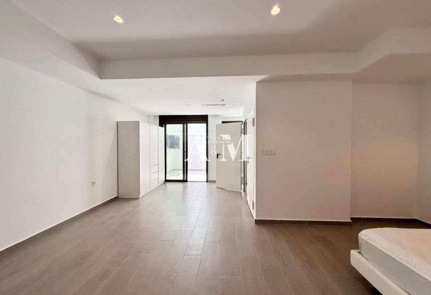 4 sypialnia Willa do wynajęcia w Benijofar z basenem garażem - 2 350 € (Ref: 10117087)