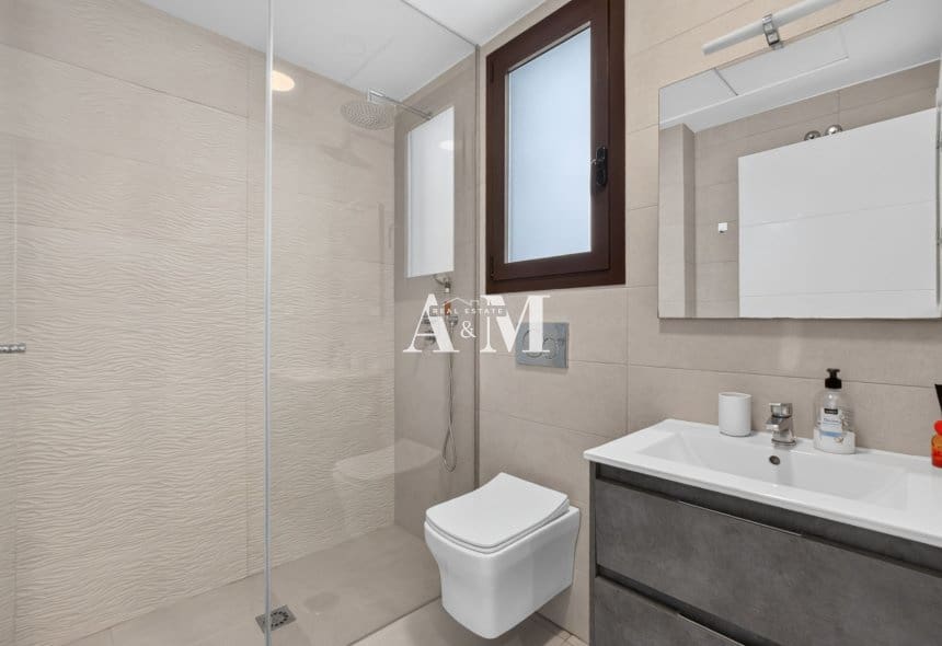 4 sypialnia Willa do wynajęcia w Benijofar z basenem garażem - 2 350 € (Ref: 10117087)
