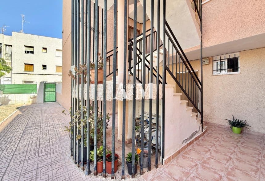 Apartamento de 1 habitación en Santiago de la Ribera en alquiler - 600 € (Ref: 10120539)