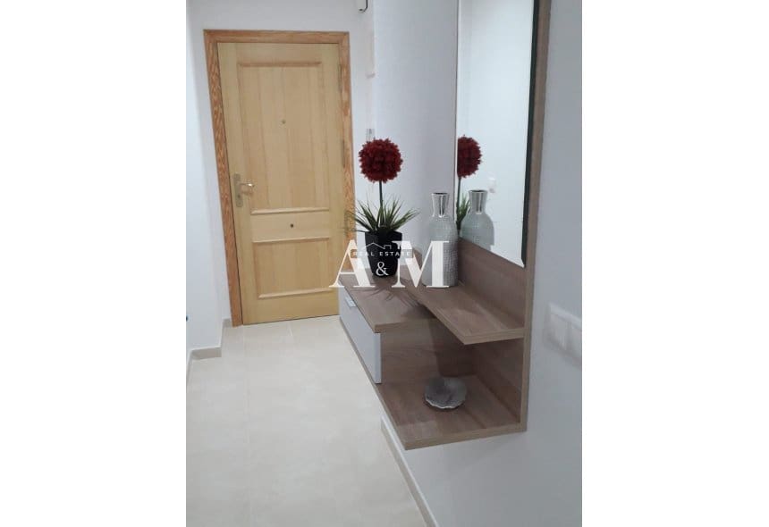 2 soveværelse Lejlighed til leje i Almoradi med swimmingpool garage - € 650 (Ref: 10120885)