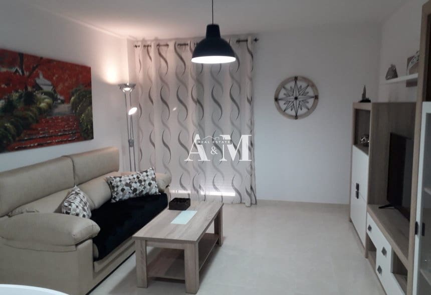 2 soveværelse Lejlighed til leje i Almoradi med swimmingpool garage - € 650 (Ref: 10120885)