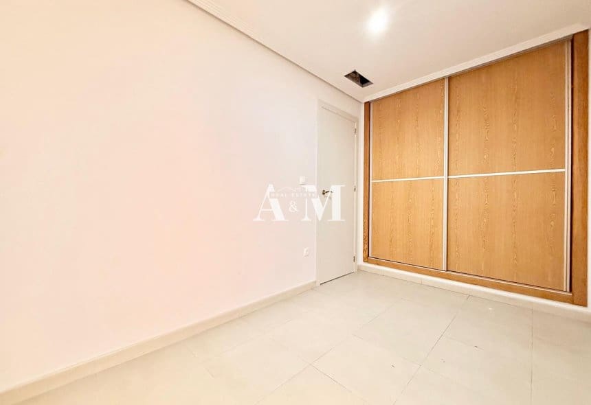 3 slaapkamer Appartement te koop in Torrevieja met garage - € 175.000 (Ref: 10121050)
