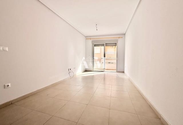 3 slaapkamer Appartement te koop in Centro, Torrevieja met garage - € 175.000 (Ref: 10121050)