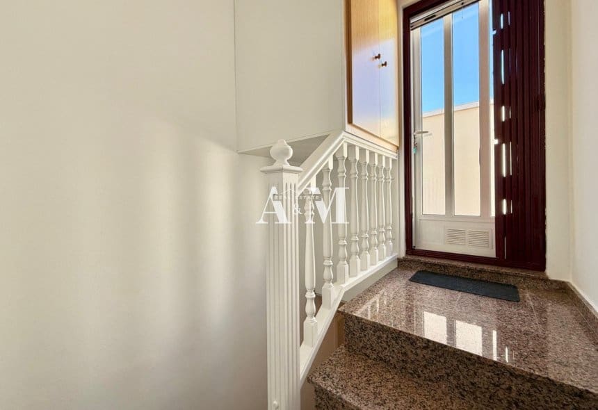 3 bedroom Townhouse for rent in San Pedro del Pinatar with pool - € 950 (Ref: 10125125)