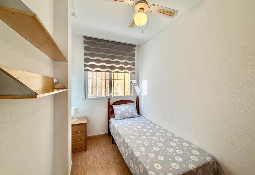 3 bedroom Townhouse for rent in San Pedro del Pinatar with pool - € 950 (Ref: 10125125)