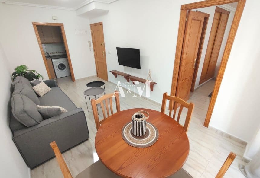 Apartamento Playa de 1 habitación en Torrevieja en alquiler - 850 € (Ref: 10127302)