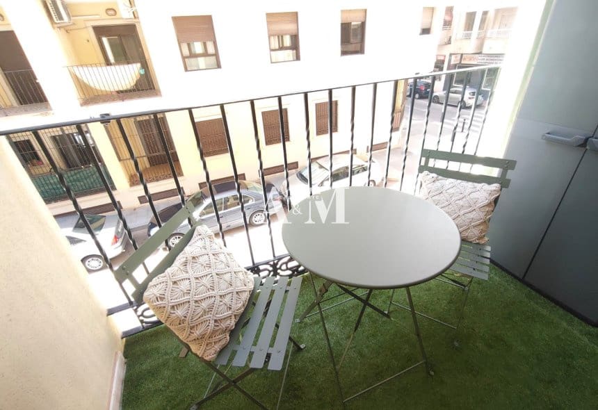 Apartamento Playa de 1 habitación en Torrevieja en alquiler - 850 € (Ref: 10127302)