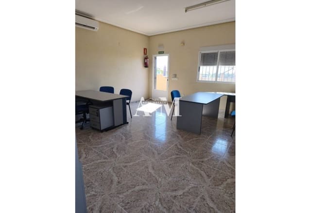 Local Commercial à louer à Los Frutales, Torrevieja - 1 600 € (Ref: 10130745)