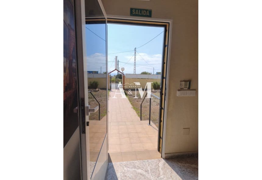 Erhverv til leje i Torrevieja - € 1.600 (Ref: 10130745)