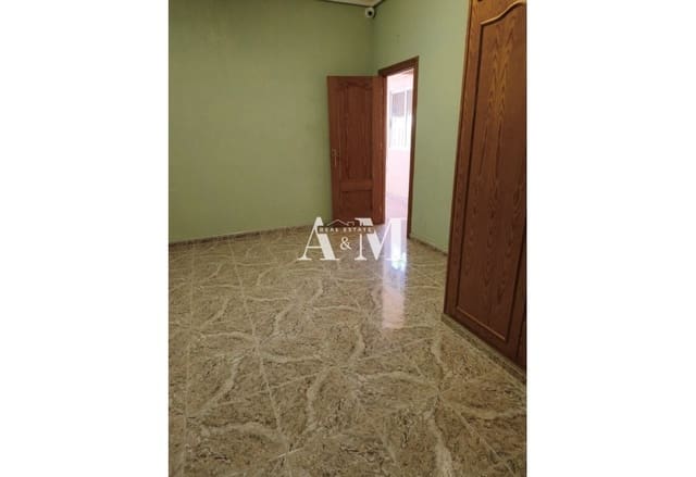Local Commercial à louer à Los Frutales, Torrevieja - 1 600 € (Ref: 10130745)