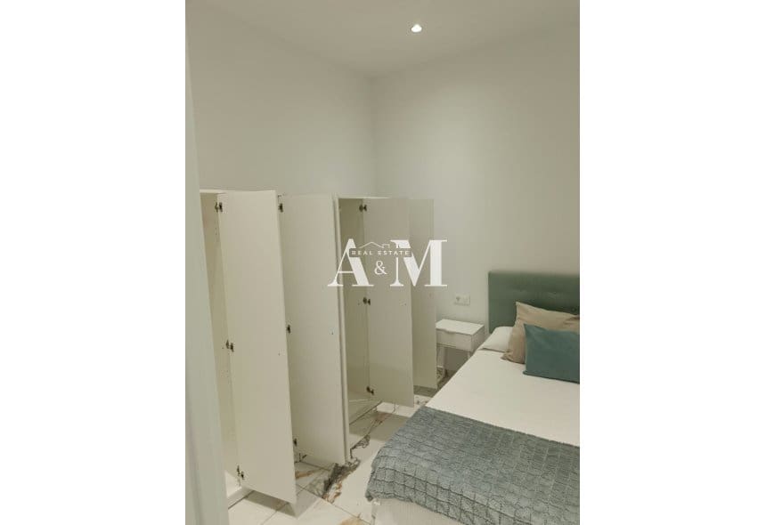 2 soverom Leilighet til leie i Torrevieja - € 1 100 (Ref: 10141334)