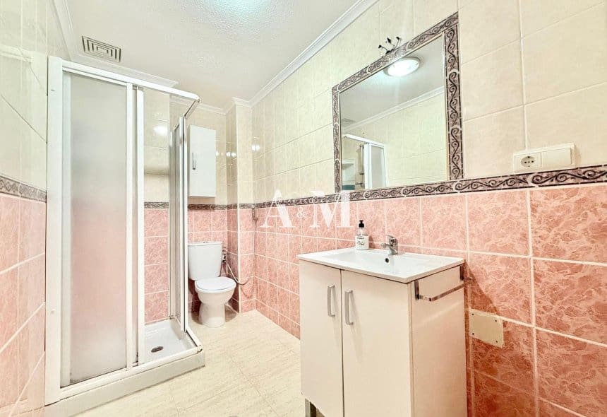 2 soveværelse Lejlighed til leje i Guardamar del Segura - € 850 (Ref: 10141335)