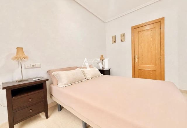 2 soveværelse Lejlighed til leje i Zona Pueblo, Guardamar del Segura - € 850 (Ref: 10141335)