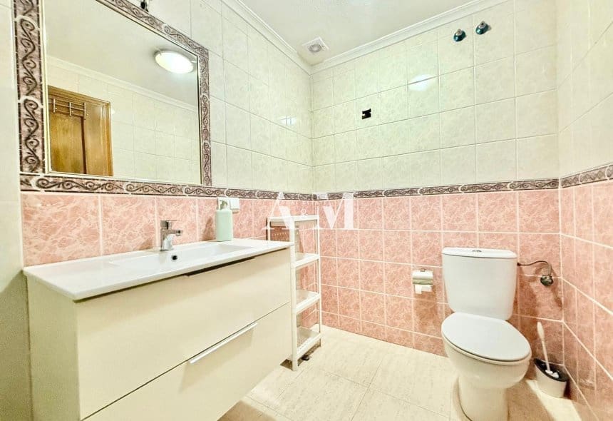 2 soveværelse Lejlighed til leje i Guardamar del Segura - € 850 (Ref: 10141335)