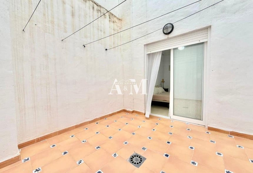 2 soveværelse Lejlighed til leje i Guardamar del Segura - € 850 (Ref: 10141335)