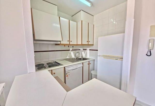 2 sypialnia Penthouse do wynajęcia w Playa de los Náufragos, Torrevieja - 750 € (Ref: 10141492)