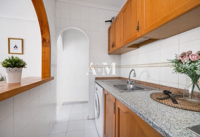 Appartement de Plage de 1 chambre à louer à Playa de los Locos, Torrevieja avec piscine - 700 € (Ref: 10144738)