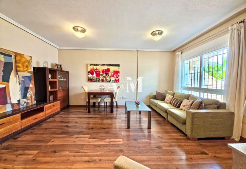 Maison de Ville de 4 chambres à louer à San Pedro del Pinatar - 1 200 € (Ref: 10145174)