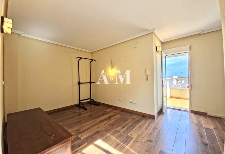 Maison de Ville de 4 chambres à louer à San Pedro del Pinatar - 1 200 € (Ref: 10145174)