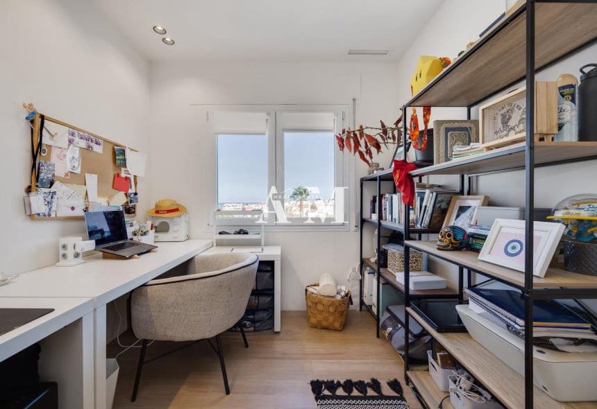 3 sovrum Villa att hyra i Torrevieja med pool - 2 500 € (Ref: 10147932)