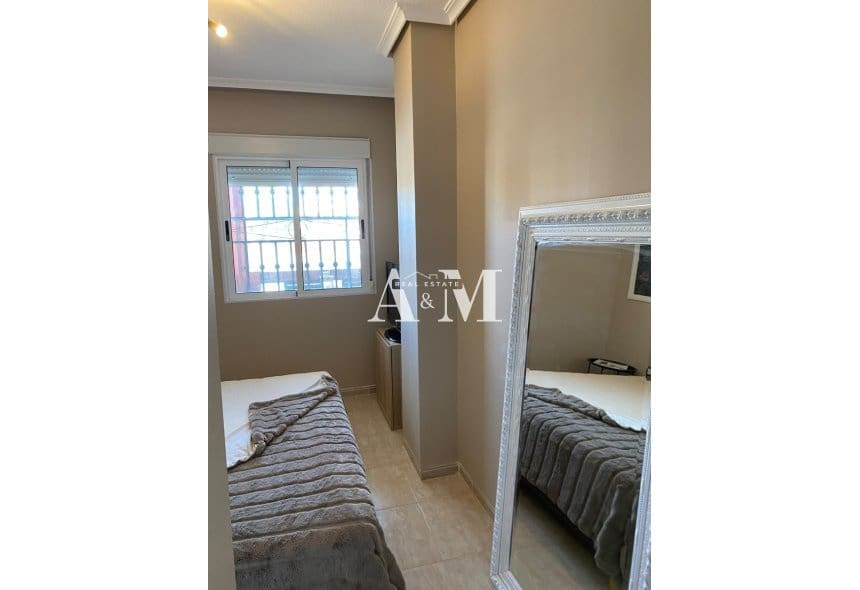 2 bedroom Bungalow for rent in Orihuela Costa with pool - € 1,100 (Ref: 10148006)