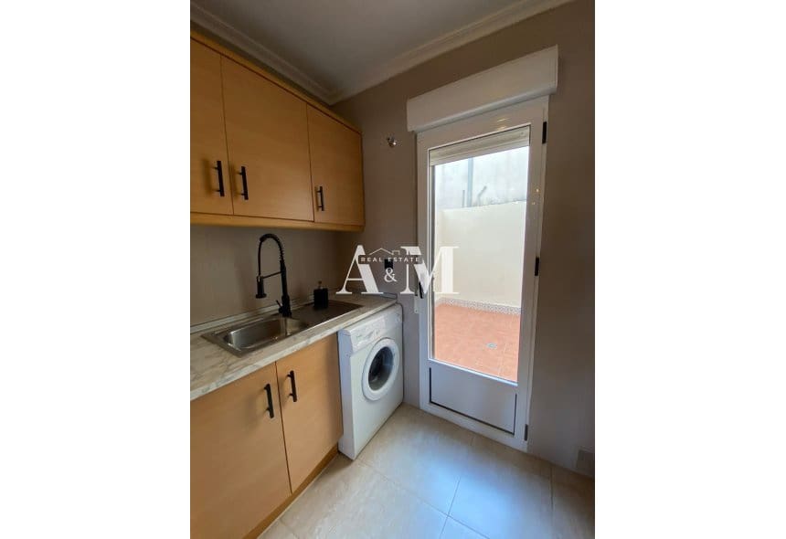 2 bedroom Bungalow for rent in Orihuela Costa with pool - € 1,100 (Ref: 10148006)