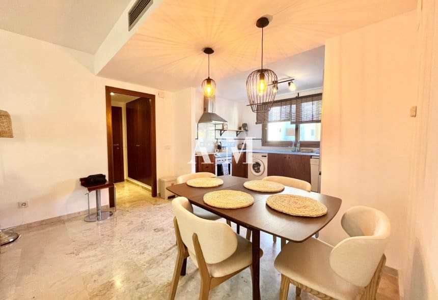 2 bedroom Beach Apartment for rent in Orihuela Costa with pool garage - € 1,200 (Ref: 10153786)