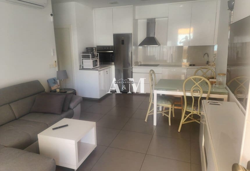 2 Zimmer Strandapartment zu vermieten in Torre de la Horadada mit Pool - 1.000 € (Ref: 10154223)