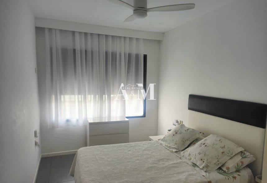2 Zimmer Strandapartment zu vermieten in Torre de la Horadada mit Pool - 1.000 € (Ref: 10154223)