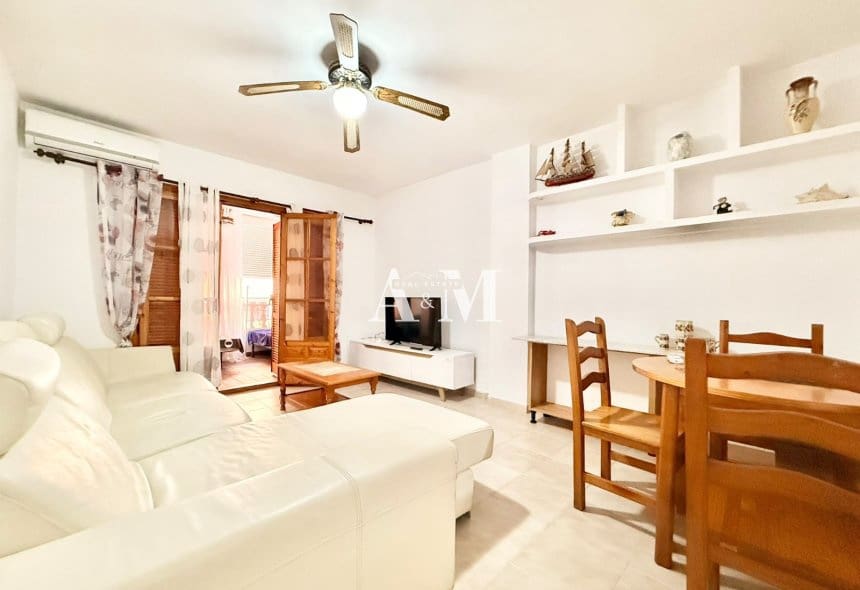 1 soveværelse Strandlejlighed til salg i Torrevieja med swimmingpool - € 134.000 (Ref: 10155860)