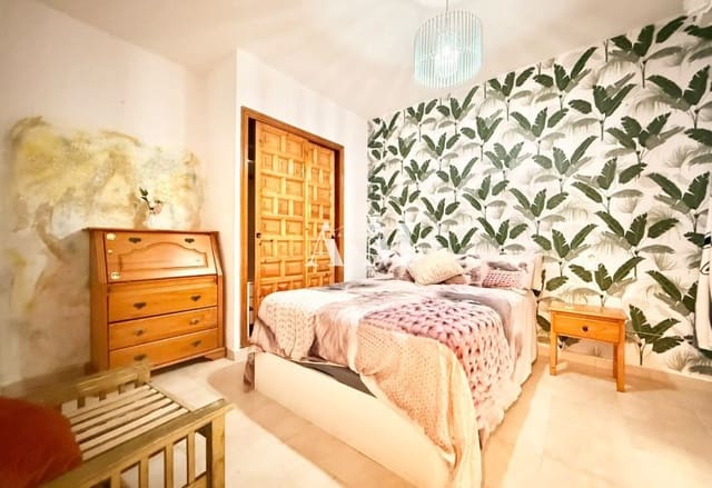 1 soveværelse Strandlejlighed til salg i Playa de los Locos, Torrevieja med swimmingpool - € 134.000 (Ref: 10155860)