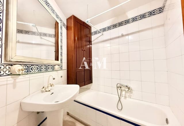 1 soveværelse Strandlejlighed til salg i Playa de los Locos, Torrevieja med swimmingpool - € 134.000 (Ref: 10155860)