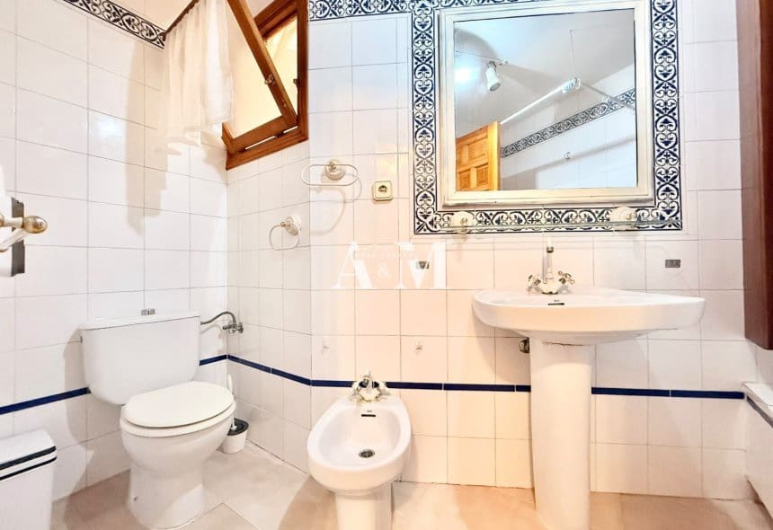 1 soveværelse Strandlejlighed til salg i Torrevieja med swimmingpool - € 134.000 (Ref: 10155860)