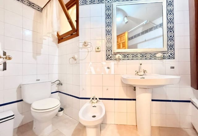1 soveværelse Strandlejlighed til salg i Playa de los Locos, Torrevieja med swimmingpool - € 134.000 (Ref: 10155860)