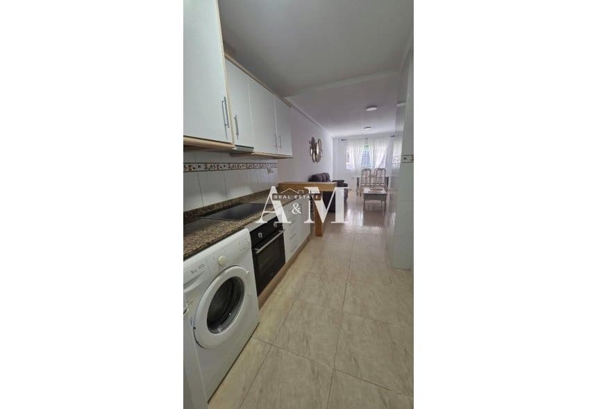 2 soverom Leilighet til leie i San Miguel de Salinas - € 850 (Ref: 10156788)