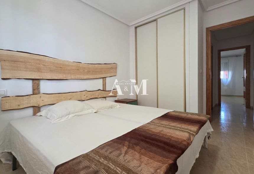 2 soverom Leilighet til leie i San Miguel de Salinas - € 850 (Ref: 10156788)