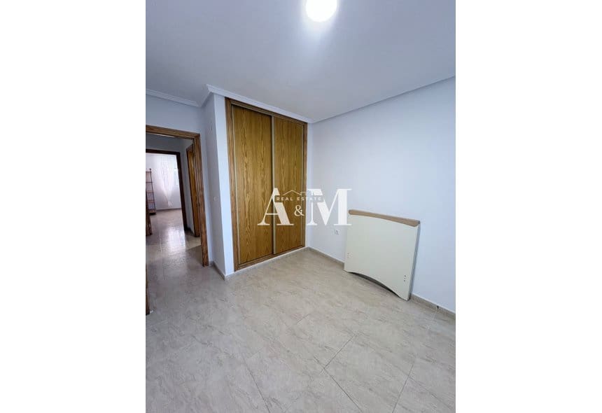 2 soverom Leilighet til leie i San Miguel de Salinas - € 850 (Ref: 10156788)