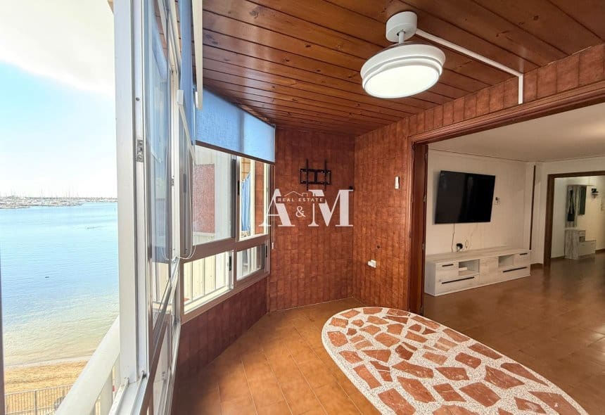 Appartement de Plage de 3 chambres à louer à Torrevieja avec piscine garage - 1 000 € (Ref: 10156789)
