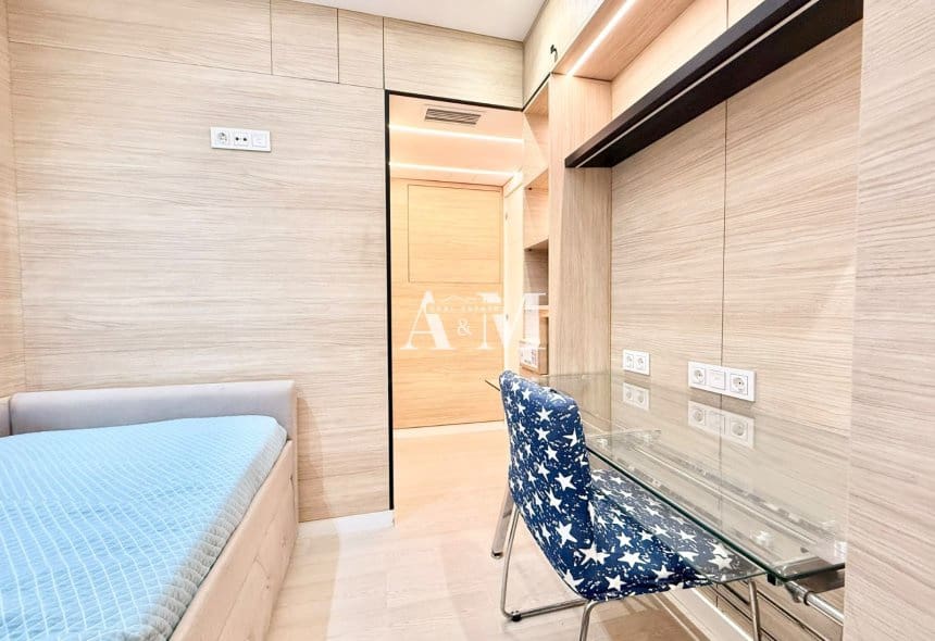 3 soverom Leilighet til leie i Torrevieja med garasje - € 1 400 (Ref: 10158687)