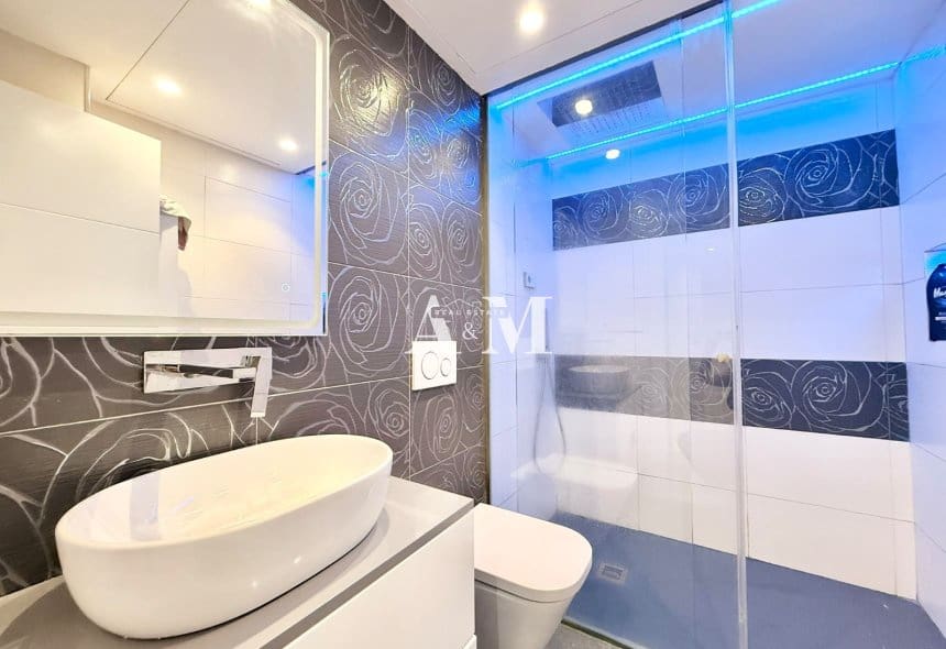3 soverom Leilighet til leie i Torrevieja med garasje - € 1 400 (Ref: 10158687)