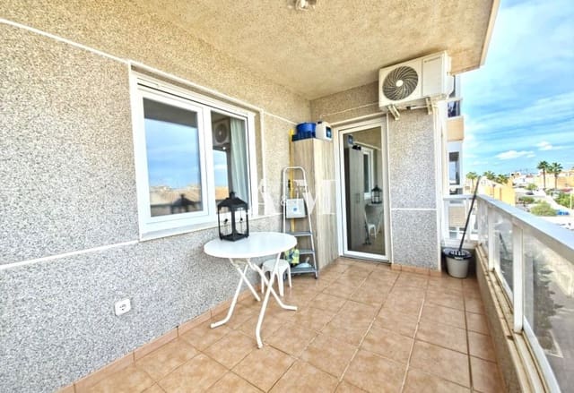 2 makuuhuone Huoneisto vuokrattavana paikassa Aguas Nuevas, Torrevieja mukana uima-altaan - 950 € (Ref: 10160248)