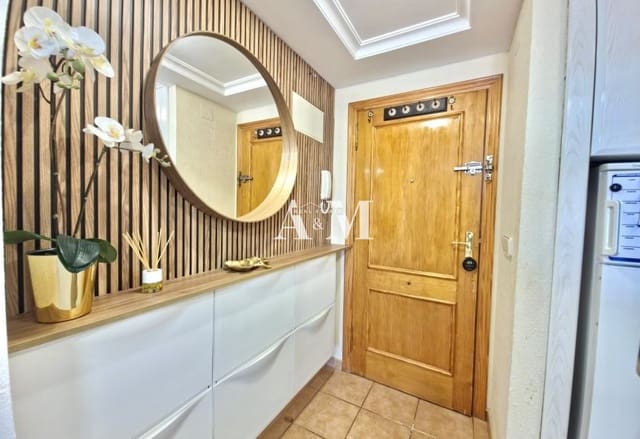 2 makuuhuone Huoneisto vuokrattavana paikassa Aguas Nuevas, Torrevieja mukana uima-altaan - 950 € (Ref: 10160248)