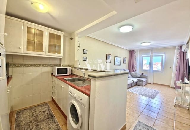 2 makuuhuone Huoneisto vuokrattavana paikassa Aguas Nuevas, Torrevieja mukana uima-altaan - 950 € (Ref: 10160248)