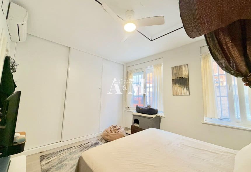 Apartamento de 2 habitaciones en Torrevieja en venta - 235.000 € (Ref: 10160249)