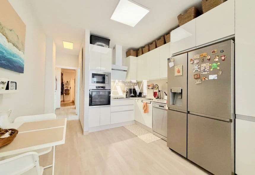 Apartamento de 2 habitaciones en Torrevieja en venta - 235.000 € (Ref: 10160249)